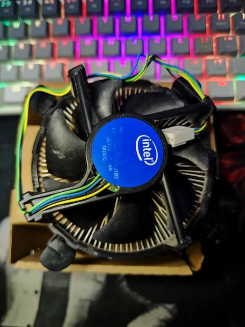 Intel core i3 10100f 