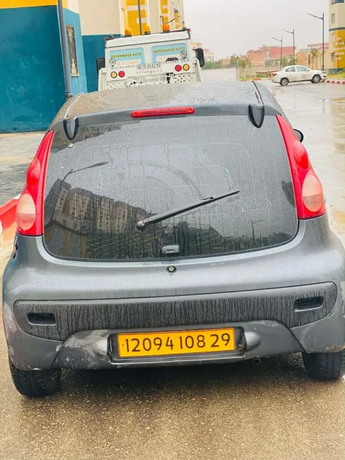 Renault 107 2008 La bas