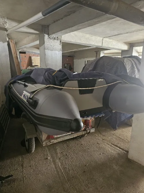 Je vends zodiac 3m20 avec moteur tohatsu 9.8