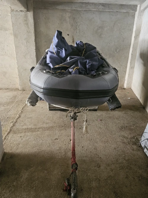 Je vends zodiac 3m20 avec moteur tohatsu 9.8
