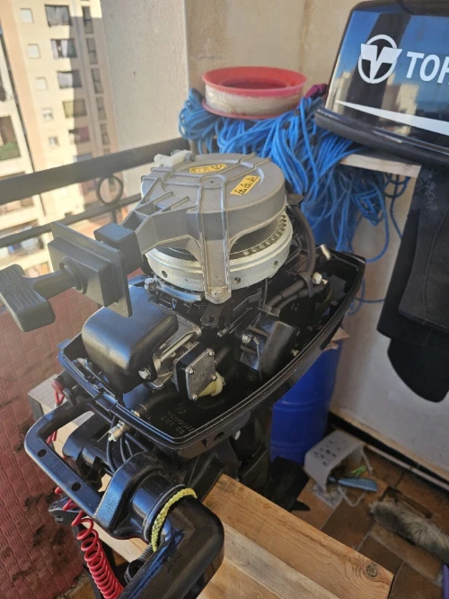 Je vends zodiac 3m20 avec moteur tohatsu 9.8
