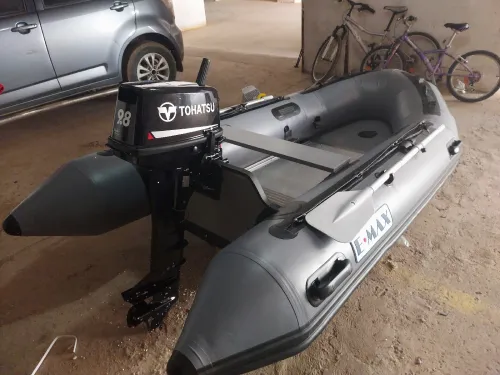 Je vends zodiac 3m20 avec moteur tohatsu 9.8