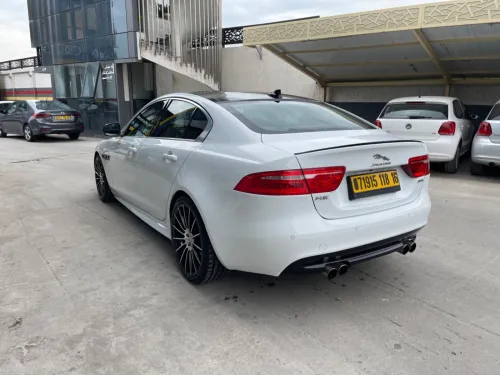 Jaguar Xe 2018 