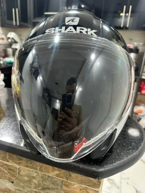 Casque shark