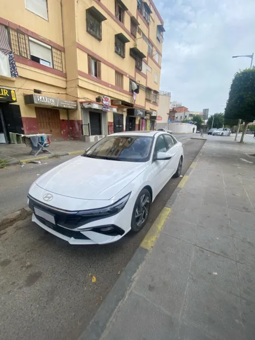 Hyundai ELANTRA 2025 GLX Elite