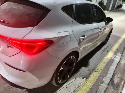 Cupra  Leon 2023 
