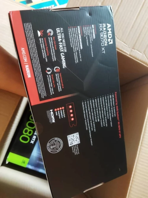 Acer Nitro AMD Radeon RX 9070 XT OC 16 Go