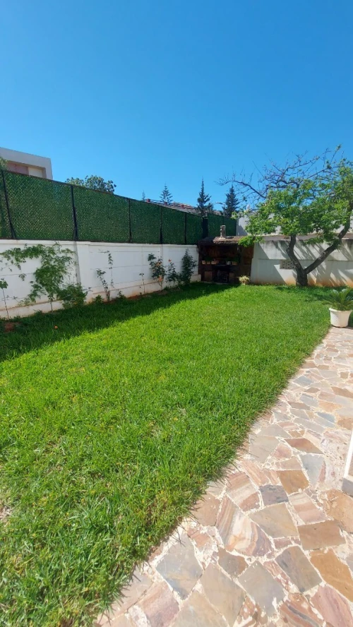 Location Appartement F4 Alger Hydra