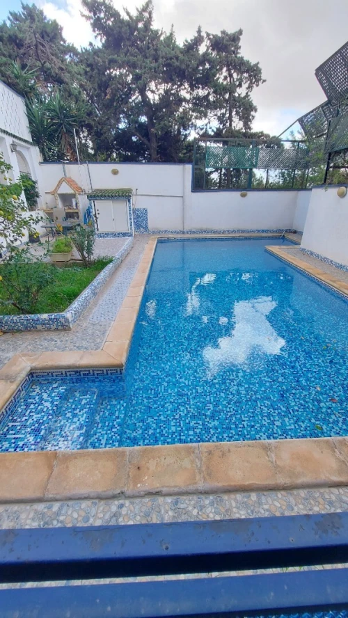 Location Niveau De Villa F4 Alger Hydra