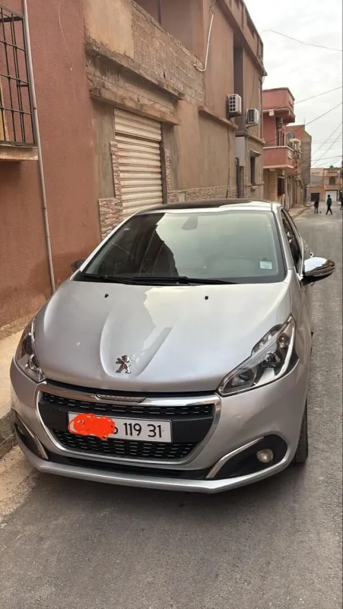 Peugeot 208 2019 Allure