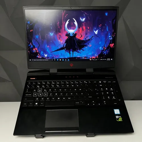 HP OMEN 15 /  i5 8300H 4 CORES / 8 THREADS /GTX 1050 4GB/16GB DDR4/256GB NVME/ 15.6"