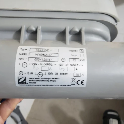 VEND :bonne affaire Réchauffeur électrique pour piscine plus de 50 M3 de marque ZODIAC red line