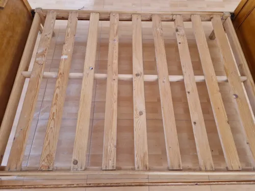 Chambre à coucher en hêtre