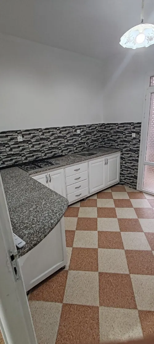 Location Appartement Niveau de villa F2 Alger Draria