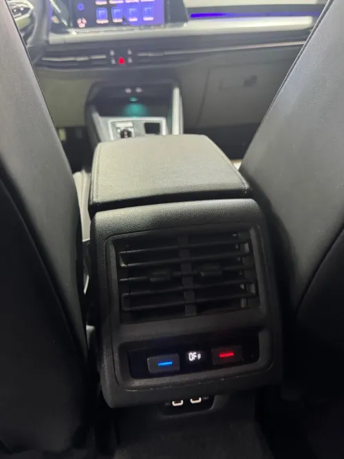 Volkswagen Golf 8 2021 R-Line