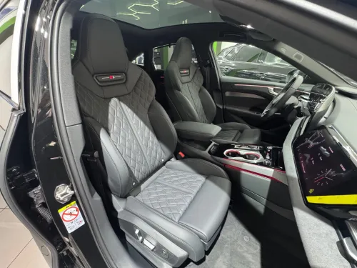 Audi A6 2025 S Line