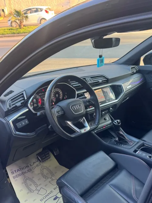Audi Q3 2024 S LINE