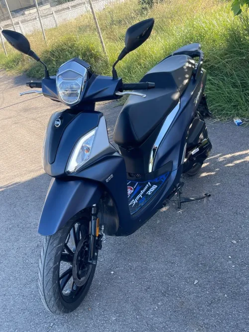 Sym St 200 2025