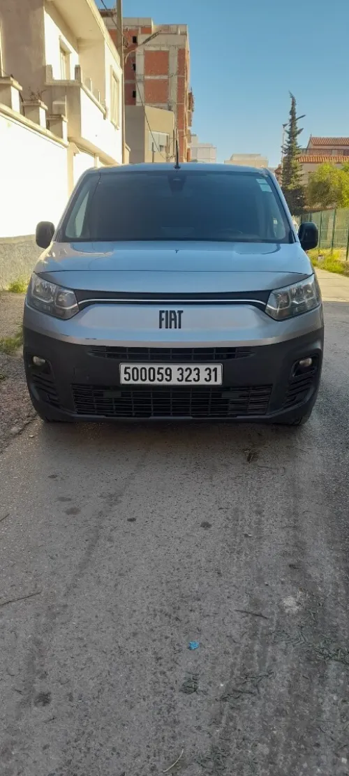 Fiat Doblo 2023 Italienne