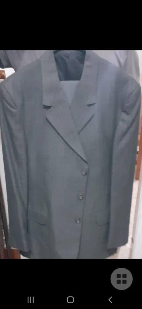 Vend costume gris