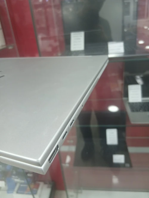HP EliteBook 8 G1i - Ultra7 32GB/1T