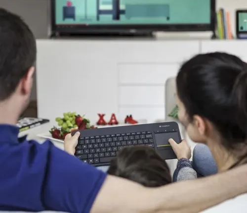 LOGITECH K400 PLUS