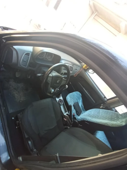 Tata Xenon 2013 