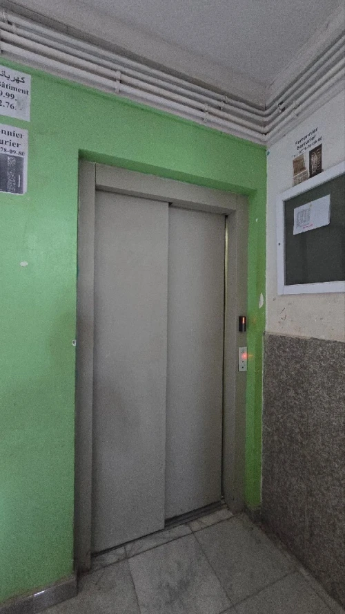 Vente Appartement F5 Oran Sidi chami