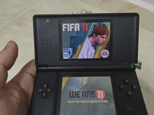 Nintendo DS lite