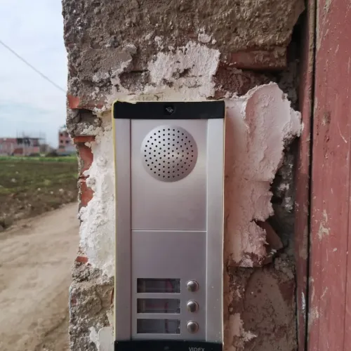 Electrician bâtiment et installation caméra surveillance et vision phone 
