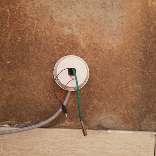 Electrician bâtiment et installation caméra surveillance et vision phone 