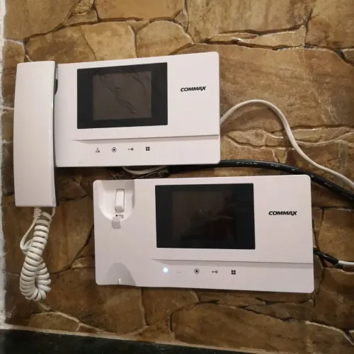 Electrician bâtiment et installation caméra surveillance et vision phone 