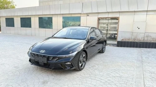 Hyundai Elantra 2025 