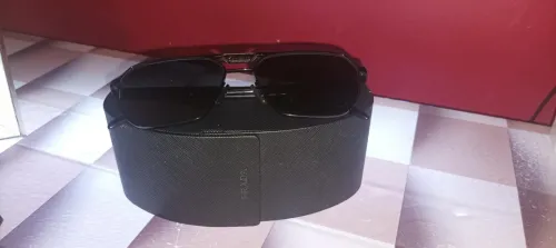 Lunettes prada