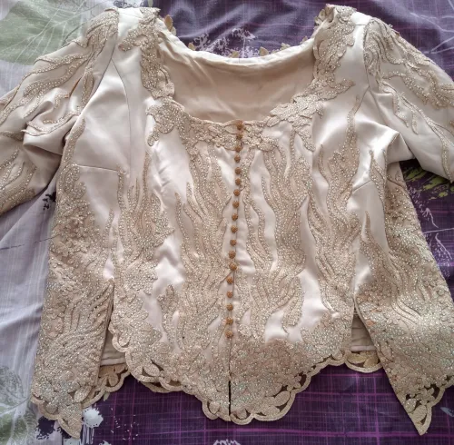 Veste et jupe karakou 