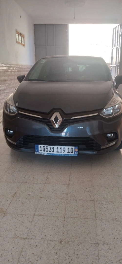 Renault Clio 4 2019 Limited 2