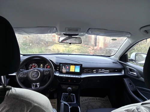 MG MG5 2025 