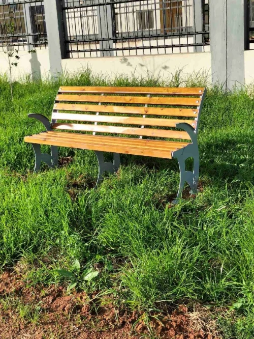Fabrication de  mobilier  urbain