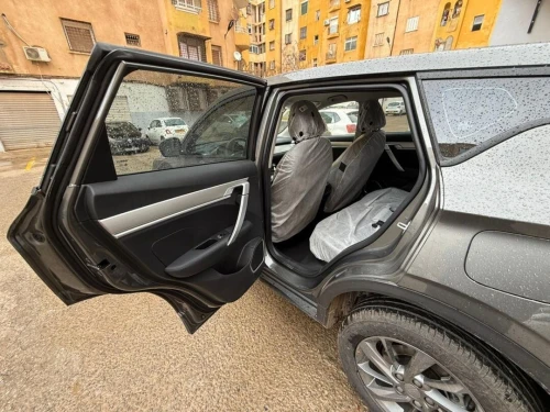 Geely Coolray 2025 
