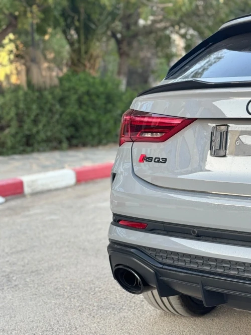 Audi RSQ3 Full Carbon 2023 