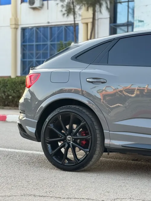Audi RSQ3 Full Carbon 2023 