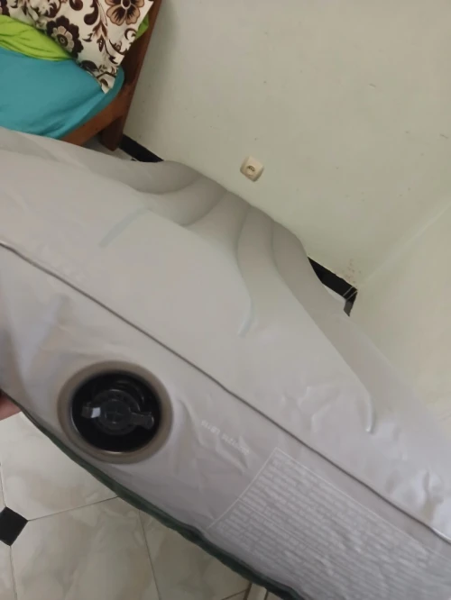 Matela gonflable (avec pompe a air intégré)