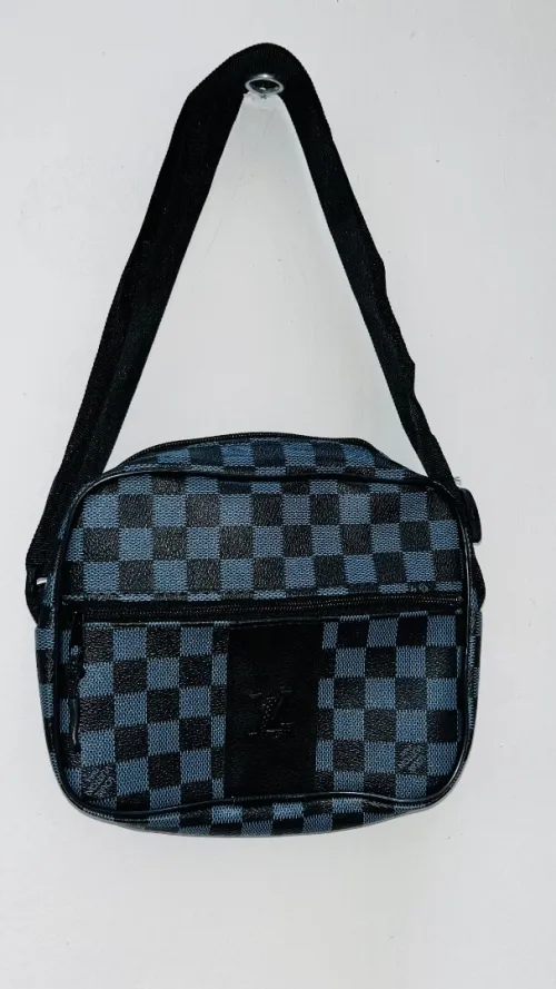 Des Sacoches LV