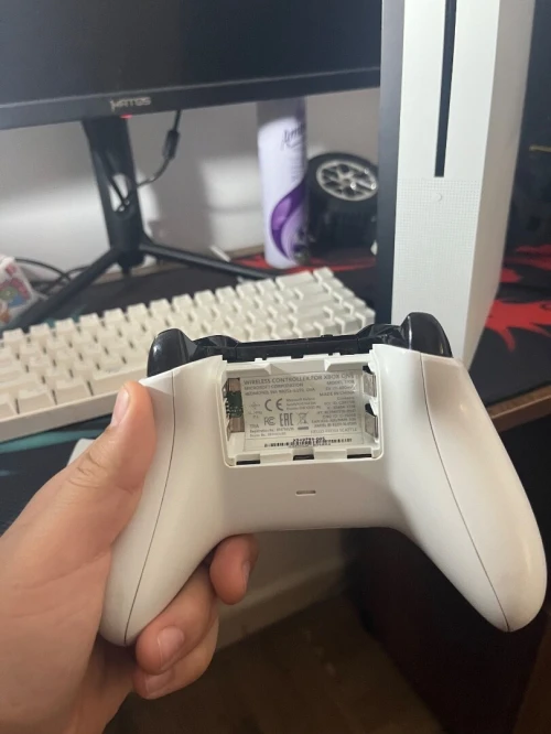 Xbox one s 1tb avec manette