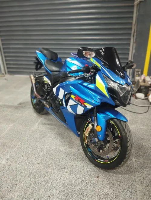 Suzuki GSXR 1000 L5 2015