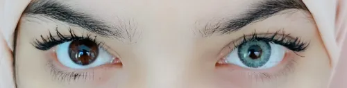 Lentille De Couleur ( Bleu / Vert ) عدسات ملونة