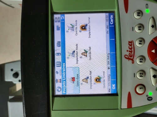 Leica TS15 1" R1000 + CS15 Robotic