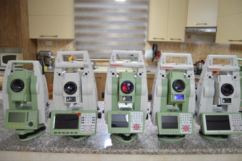 Leica appareil topographique model Ts15 R1000
