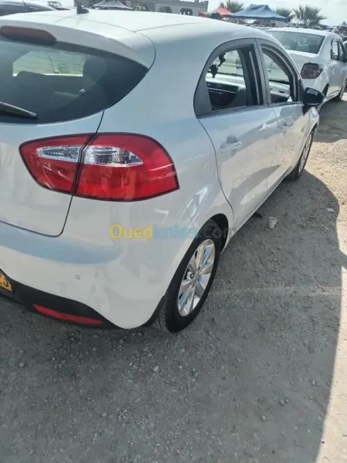 Kia Rio 5 portes 2015 