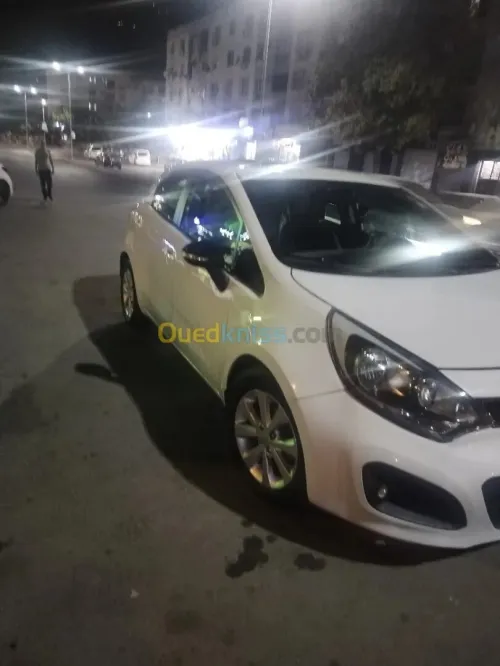 Kia Rio 5 portes 2015 